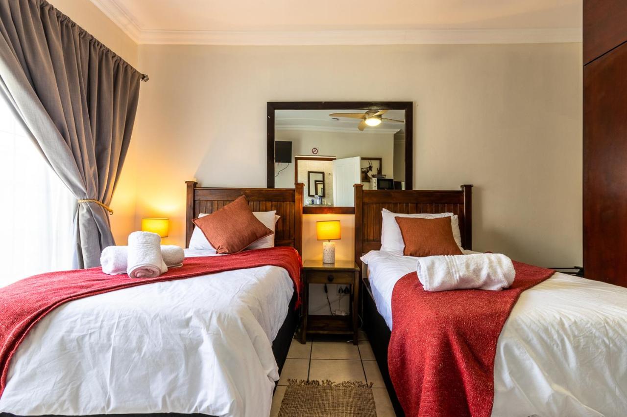 Nyathi Lodge Richards Bay Exterior photo